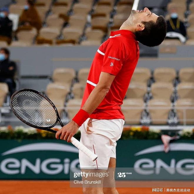 爱游戏中国 - 德约科维奇赛事官方发布赛况扑朔迷离新规,加拿大队争议不断!