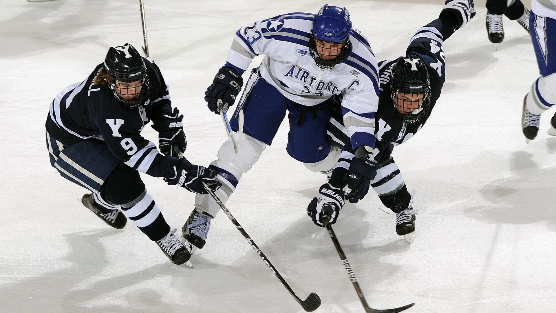 美网半决赛爆出冷门！武汉三镇爆冷辽宁男篮，争冠形势突变